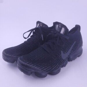 Woman’s Nike Vapor Max Sneakers AJ6910-002 Black Size 9